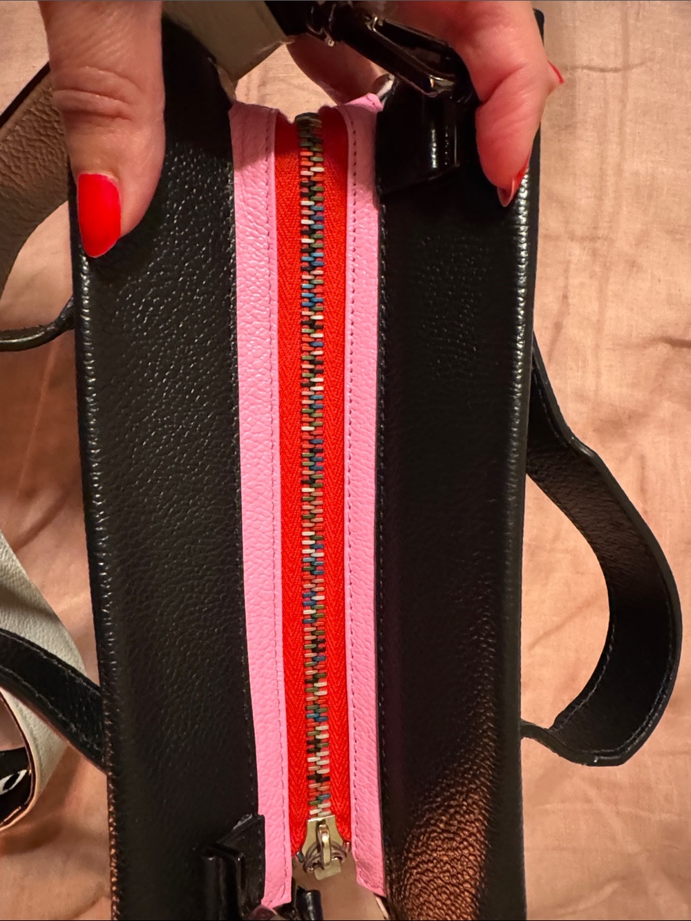 Min&Mon Vali Crossbody with eye strap - Picture 5 of 8
